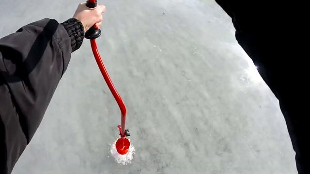 Обзор ледобура "Житомирский" для зимней рыбалки.Рыбалка.Fishing смотреть онлайн
