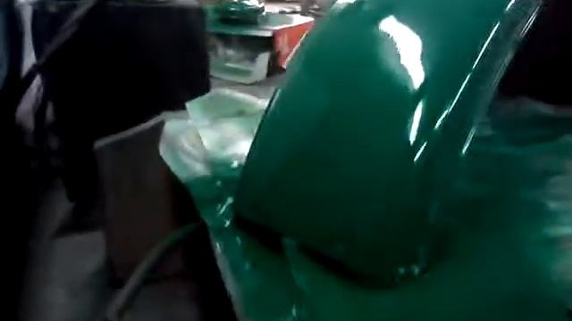 покраска деталей мотоцикла смотреть онлайн