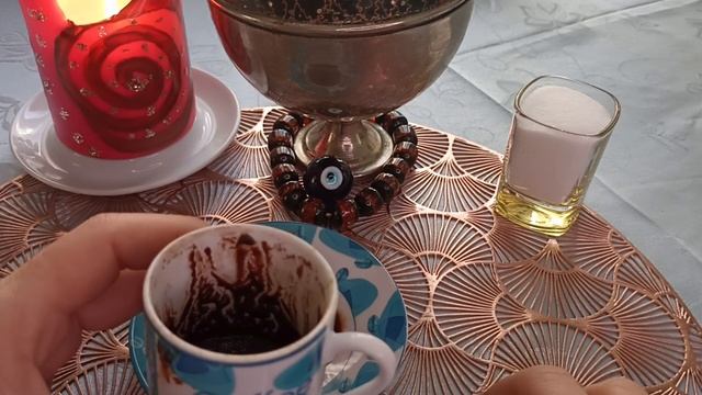 ЧАШЕЧКА ДНЯ гадание на кофейной гуще.
