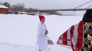 Моржи России. НОВЫЙ ГОД ВСТРЕЧАЕМ В ПРОРУБИ ??ЧЕРЕПОВЕЦ. RUSSIAN SWIMMING IN ICE WATER ?