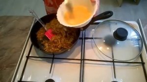 Кальмары фаршированные. Фаршированные кальмары. Кальмары фаршированные овощами рецепт.