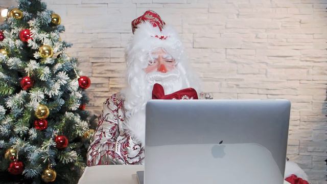 Mороз.online: Дед Мороз отвечает на детские вопросы