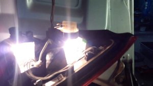 Не горит фара в крышке багажника(Ford mondeo)not lit headlight in the trunk lid