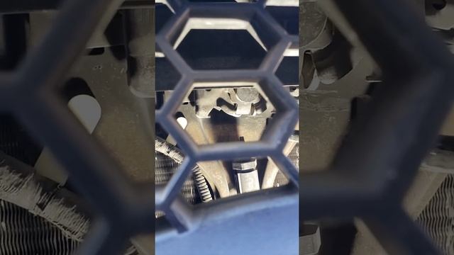 2005 f150  Open the hood in one minute