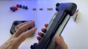 Razer Kishi V2 vs Kishi V1 iOS models - the best controller for iPhone?