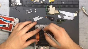 Huawei Y9S - Замена дисплейного модуля/Задняя крышка/Средняя часть