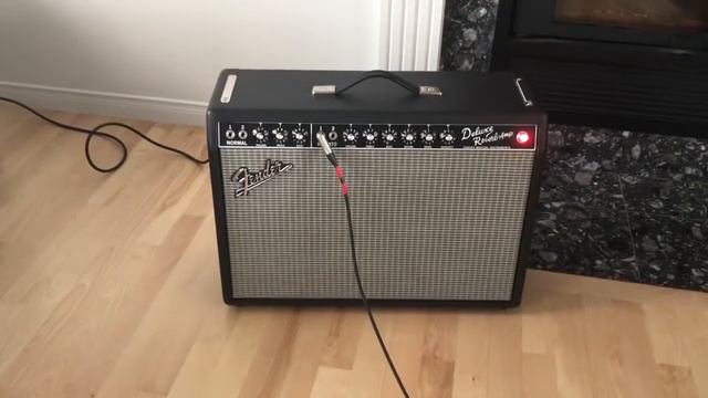 Fender Deluxe Reverb Tone Master смотреть онлайн
