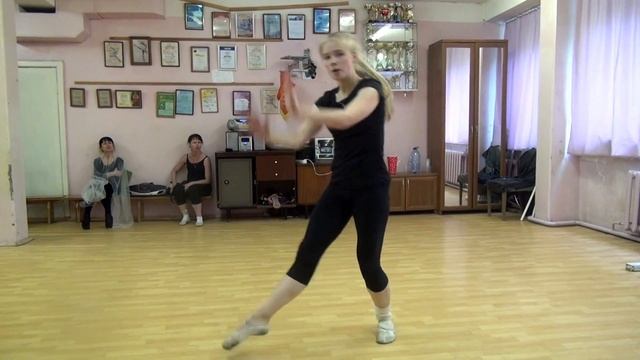 10.06.18 Tver Youth Ballet Академия СК Балета. Jazz . соло. репетиция. Тырина Ульяна смотреть онлайн
