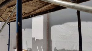 Начинаем утепление пенопластом фасадов дома, построенного из газобетона. Приклейка пенопласта CT83