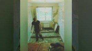 Ремонт комнаты 11кв/м. Демонтаж древнего паркета.