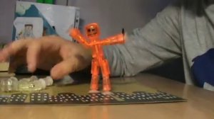 ОБЗОР STIKBOT НАБОР 2 СТИКБОТА И ПОДЗАВКА НА ТЕЛЕФОН!