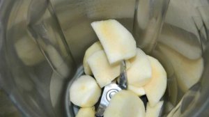 Молочный коктейль с грушей и яблоком