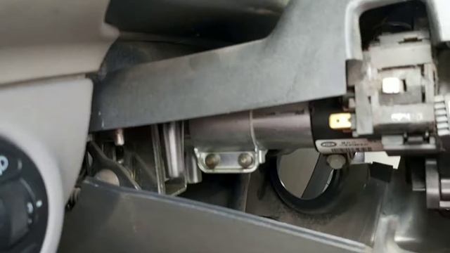 Вот почему теперь горят фары и работают поворотки!? смотреть онлайн