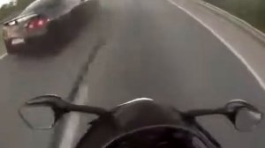 Nissan GTR против мотоцикла Yamaha R1 Авто Mover