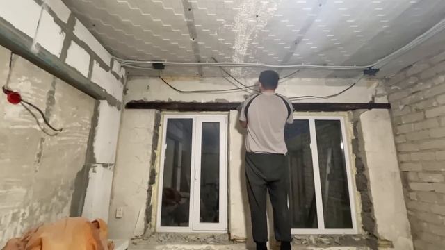 КАК МЫ НА ЭТО РЕШИЛИСЬ? ЛОМАЕМ СТЕНУ В ДОМЕ?! ДЕТИ ВЕРНУЛИСЬ ДОМОЙ! ЖИЗНЬ ПРОСТЫХ ЛЮДЕЙ В ДЕРЕВНЕ! смотреть онлайн