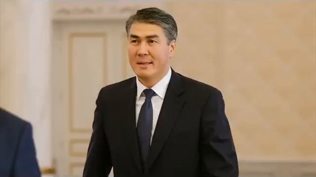 Асет Исекешев освобожден от должности руководителя администрации президента РК