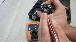 AEG ремонт аккумулятора.