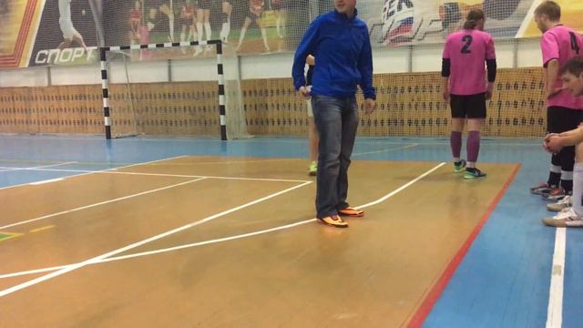 Романтик vs Семеновское (сезон 2016-2017) 1й тайм смотреть онлайн