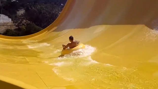 Крым: Аквапарк "Голубой залив" в Симеизе смотреть онлайн