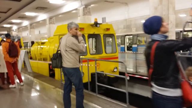 Metro Moscow Метро Партизанская