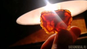 Распилил на камнеразном станке Сердолик. Река Тулдун (Бурятия)