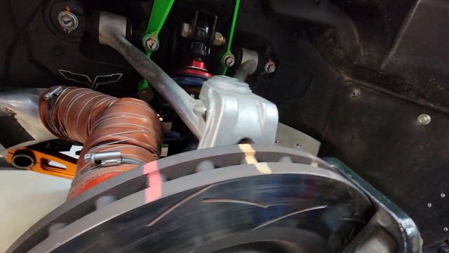 C6 road racer front fender (under the skin component location) смотреть онлайн