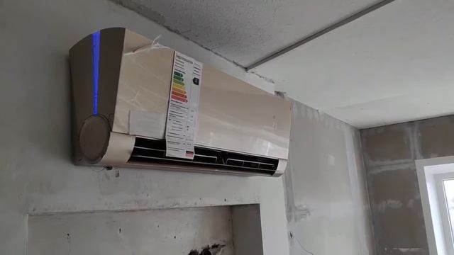 Установка сплит системы KENTATSU TITAN GENESIS KSGX26HFAN1-GL. Золотой кондиционер смотреть онлайн