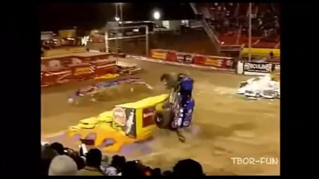 Best monster truck compilation !!! GIT ER DONE !!! Watch this!!! смотреть онлайн