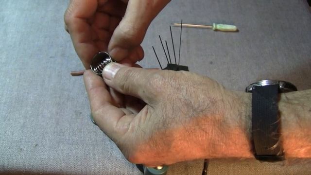 ВЫПРЯМЛЕНИЕ проволоки СКРУЧИВАНИЕМ – проволока  НАГАРТОВЫВАЕТСЯ
