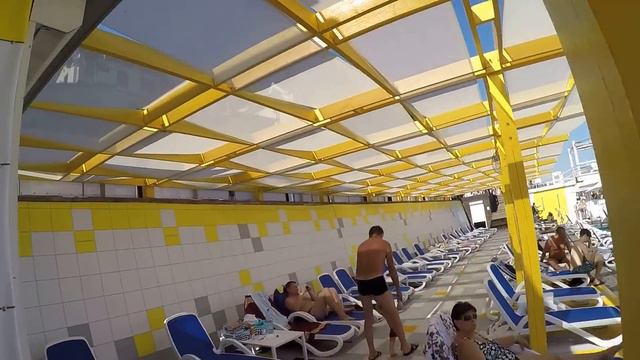 Середина лета 2016 Крым, Ялта, Массандровский пляж. смотреть онлайн