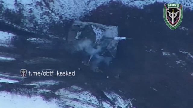 Уничтожение украинского танка Ланцетом. смотреть онлайн