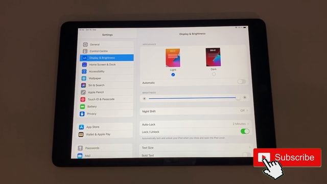 iPad 8th Generation Unboxing and First Impression - The best tablet under 400$ ?