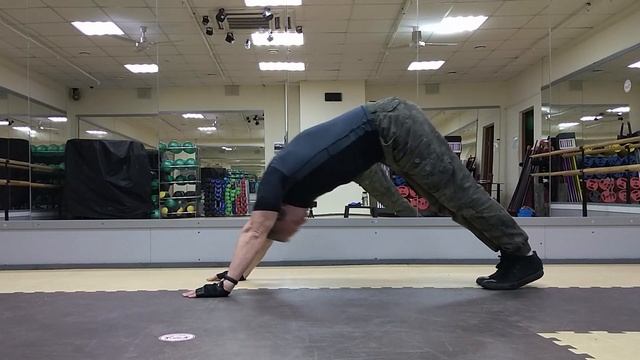 Прокачай плечи дома. (Без отягощений)