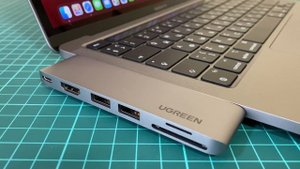 UGREEN USB Type-C Концентратор с AliExpress: USB-A 3.0 x2 ; HDMI x1 ; USB-C ; SD Card ; TF Card