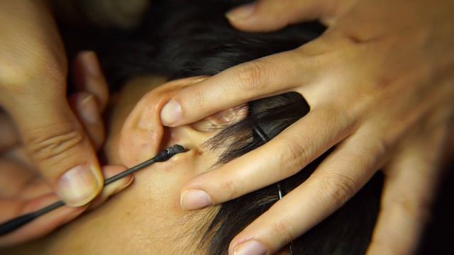 Удаление ушной серы соответствует стандарту ASMR Black q-tip (ватный тампон)20211207 смотреть онлайн