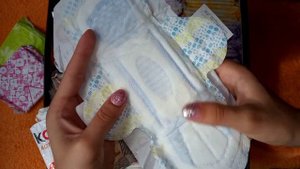 СОБИРАЕМ ПРОКЛАДКИ ПОДРУГЕ! ?|Полина|?