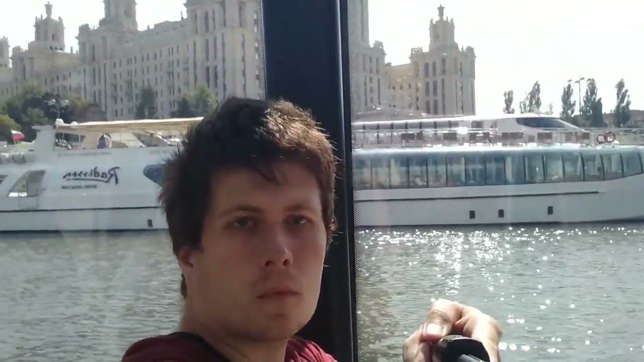 Речной трамвайчик в Москве