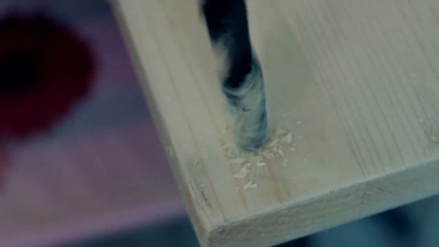 Нереально крутая самоделка из ШУРУПОВ, БОЛТОВ и ГАЕК в гаражном стиле! Сделай и себе этот предмет! смотреть онлайн