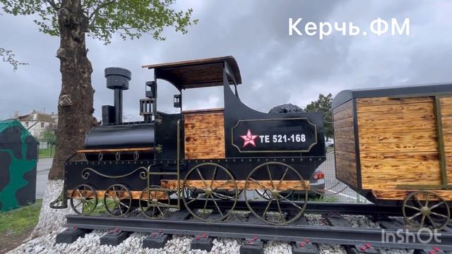 Новая инсталляция на улице в Керчи