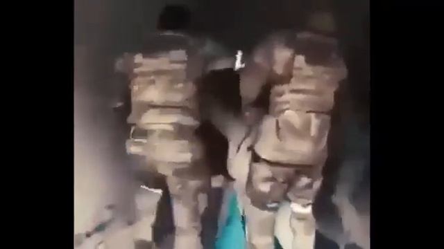 "Мариуполь в руинах у моря..."Александр Дадали смотреть онлайн