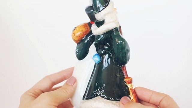 Елочная игрушка "В обнимку". Стекло, ручная роспись. смотреть онлайн