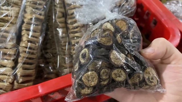 🥑 15. Балийский продуктовый рынок в Убуде. Местный колорит: фрукты, овощи, мясо, рыба и кулинария. смотреть онлайн