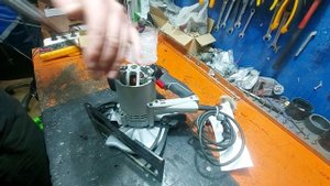 Замена щеток и ротора в циркулярной пиле Зубр ПД-55 в сервисном центре Энтузиаст-сервис