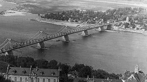 Мосты Киева, история трёх киевских мостов .