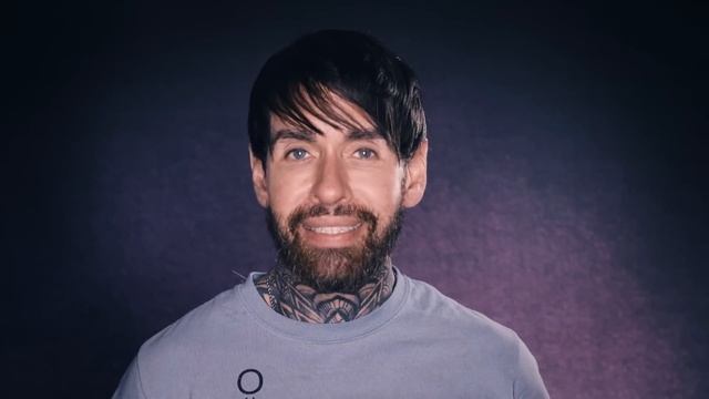 Perfumer Reviews 'Club de Nuit SILLAGE' - Armaf смотреть онлайн