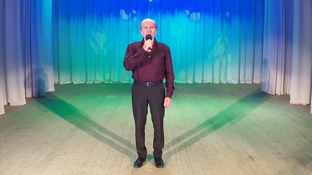 Самбекский ДК Юрий Визбор "Солнышко лесное" исполняет Олег Дворцевой смотреть онлайн