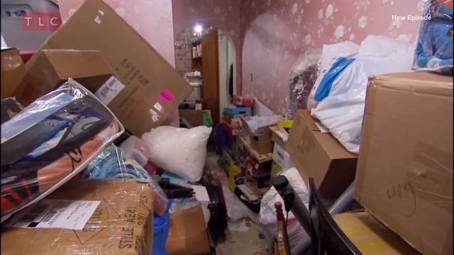 В плену ненужных вещей. Нам понадобится лодка побольше Сезон 5 смотреть онлайн