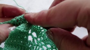 4. Кокетка на 5-6 лет. Соединяем спинку и перед, планки. Оформляем горловину и низ элементом «пико»