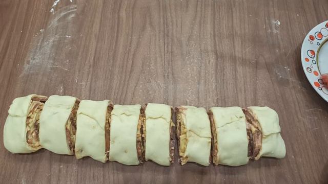 Пицца-ролл за 10 минут, быстро и вкуснее обычной пиццы смотреть онлайн