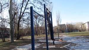 статические упражнения на турнике